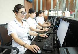 Bệnh viện làm việc đến mấy giờ?