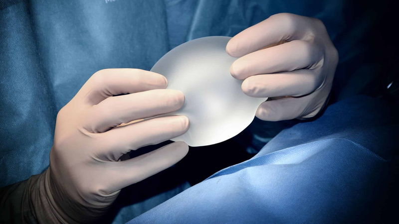 Vỡ túi ngực là gì? Những vấn đề cần biết về vỡ túi ngực