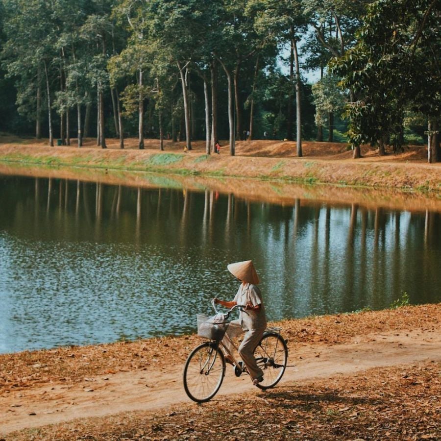 Khám phá Ao Bà Om | Góc trời bình yên giữa lòng miền Tây