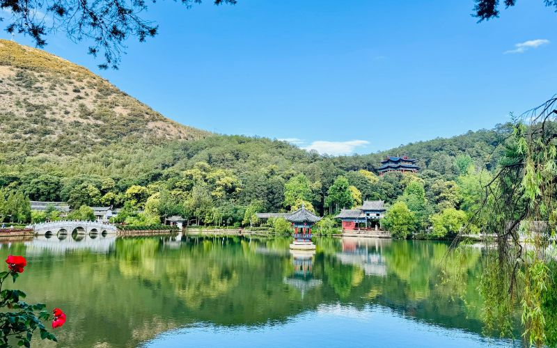 Công viên Hắc Long Đàm