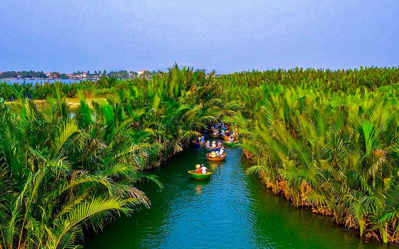 Du lịch miền Tây