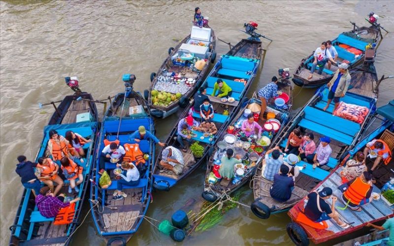 Du lịch miền Tây