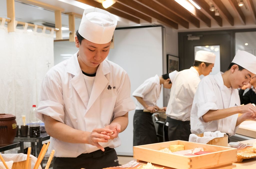 nón bếp Nhật