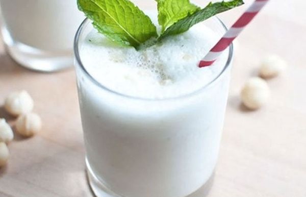 Cách làm sinh tố dừa ngon béo đơn giản tại nhà