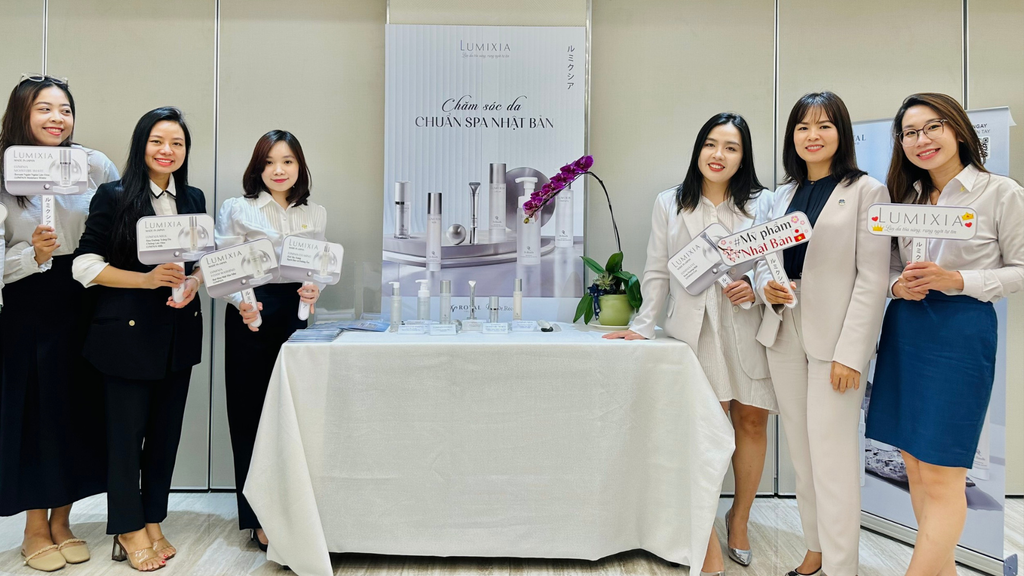 Workshop Chăm Da Không Cần Nước: Giới Thiệu Sản Phẩm LUMIXIA Tại Việt Nam