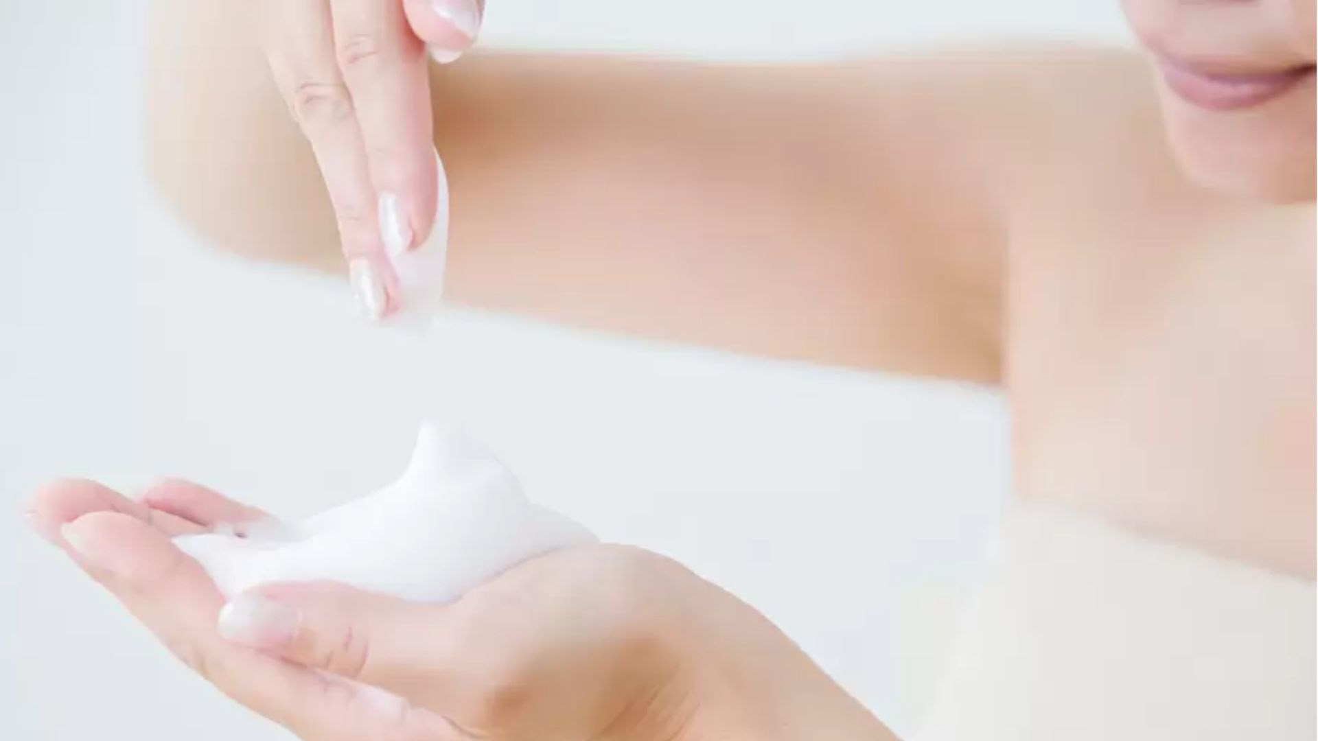 Cách chăm sóc lỗ chân lông không bị khô dành cho da mụn
