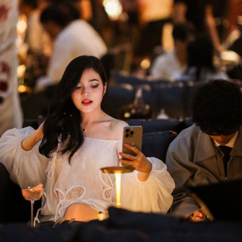 𝑨 𝑺𝑷𝑨𝑪𝑬 𝑶𝑭 𝑬𝑴𝑶𝑻𝑰𝑶𝑵𝑺