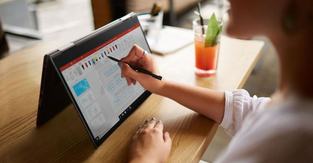 Laptop màn hình cảm ứng là gì?