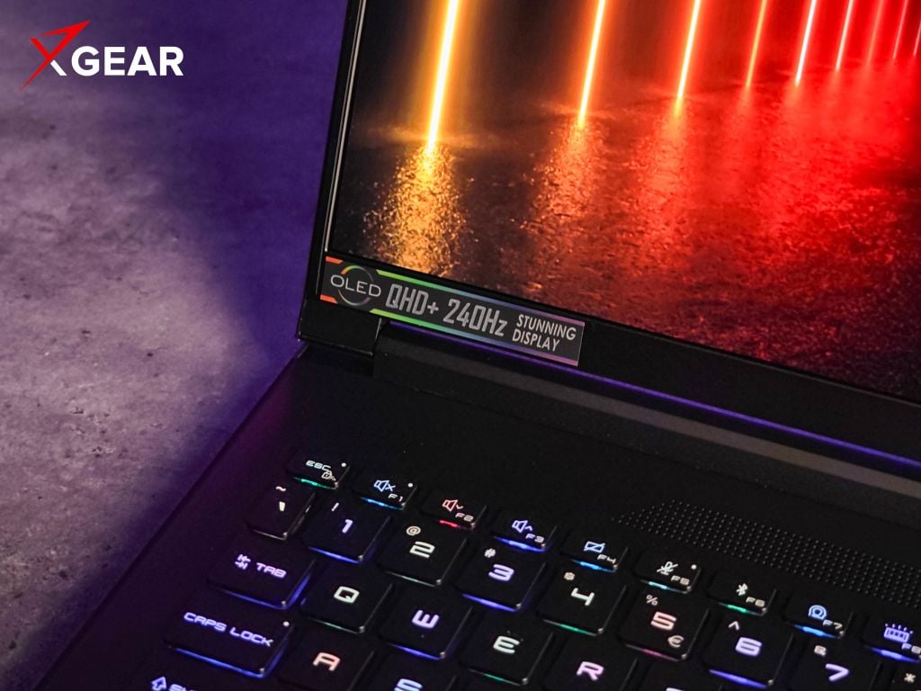Laptop Gaming MSI Stealth A16 AI+ A3XWHG 085VN