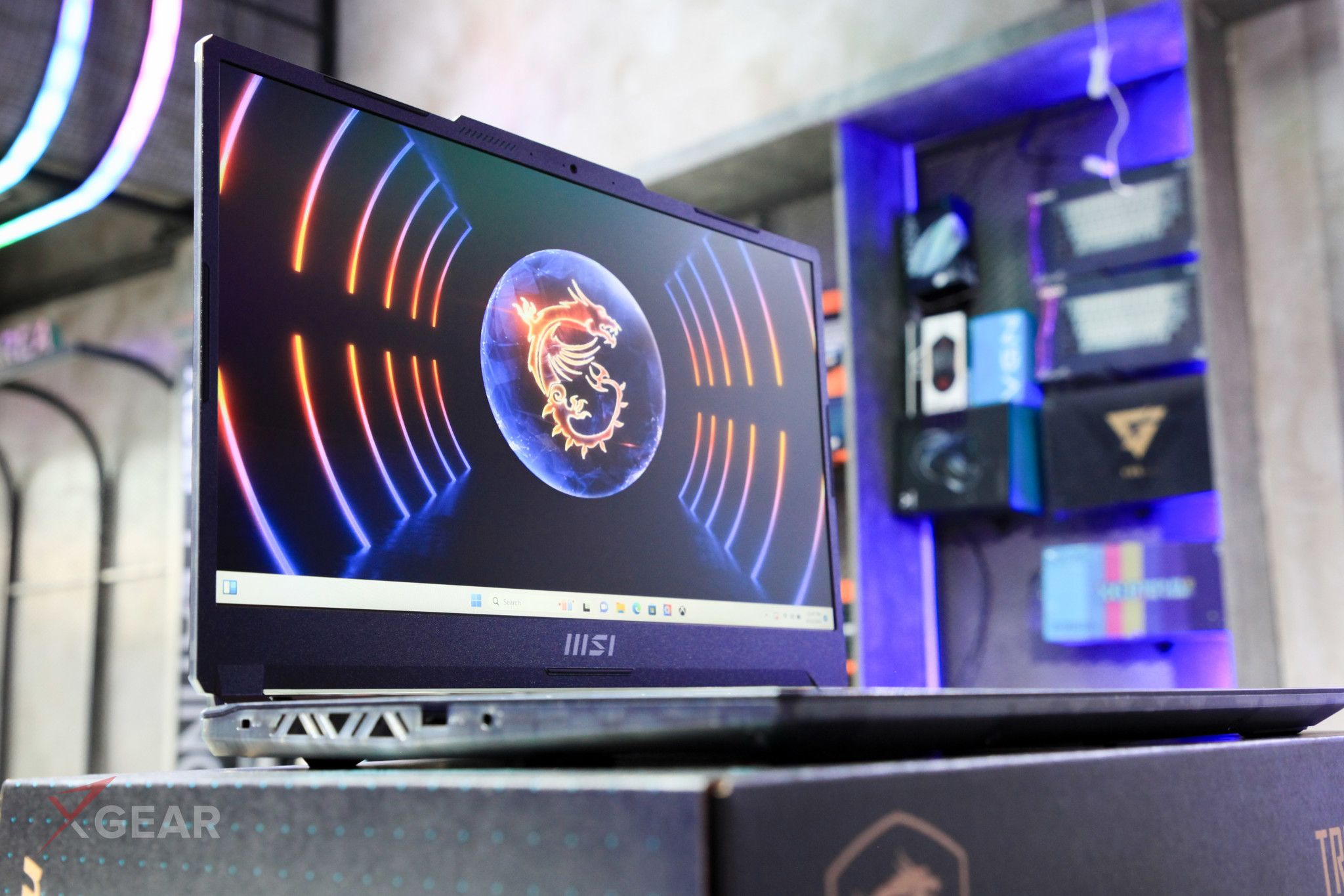 Xgear Laptop Gaming MSI Cyborg 15 A12UCX 618VN