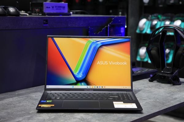 Laptop Asus Vivobook Gaming K3605ZF RP634W với màn hình lớn FHD+, Intel Core i5, GPU RTX 2050 – phù hợp sinh viên truyền thông
