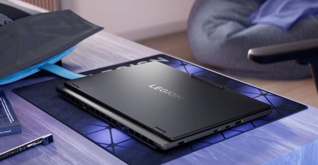 Laptop Gaming LENOVO Legion 5 15IRX10 83LY00A7VN dành cho sinh viên xây dựng