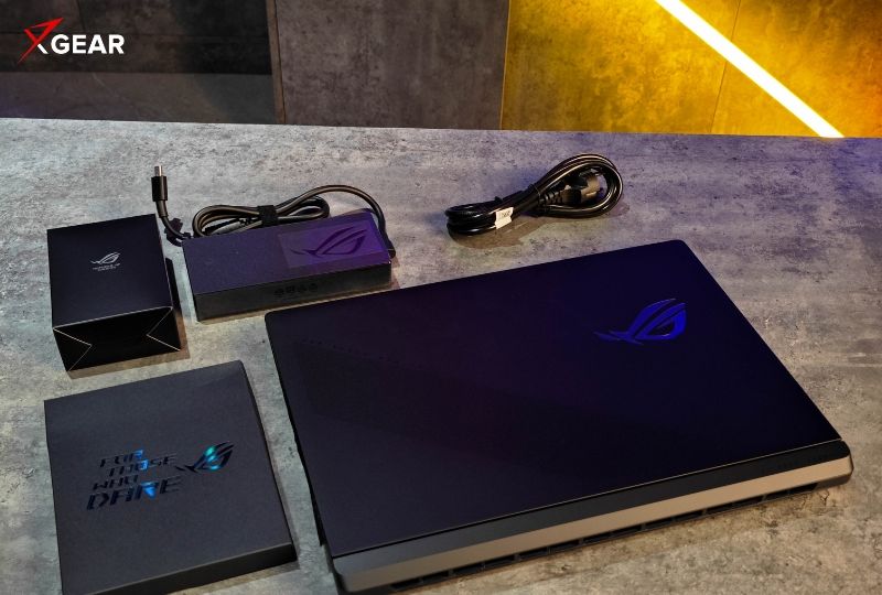 thiết kế Laptop Gaming ASUS ROG Strix SCAR 18 G835LX-SA208W