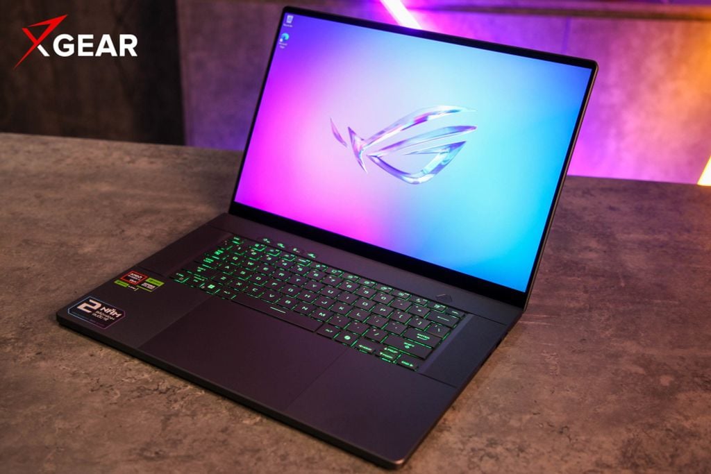 Laptop Gaming Asus ROG Zephyrus G16 GU605CR-QR107W màn hình hiển thị sắc nét