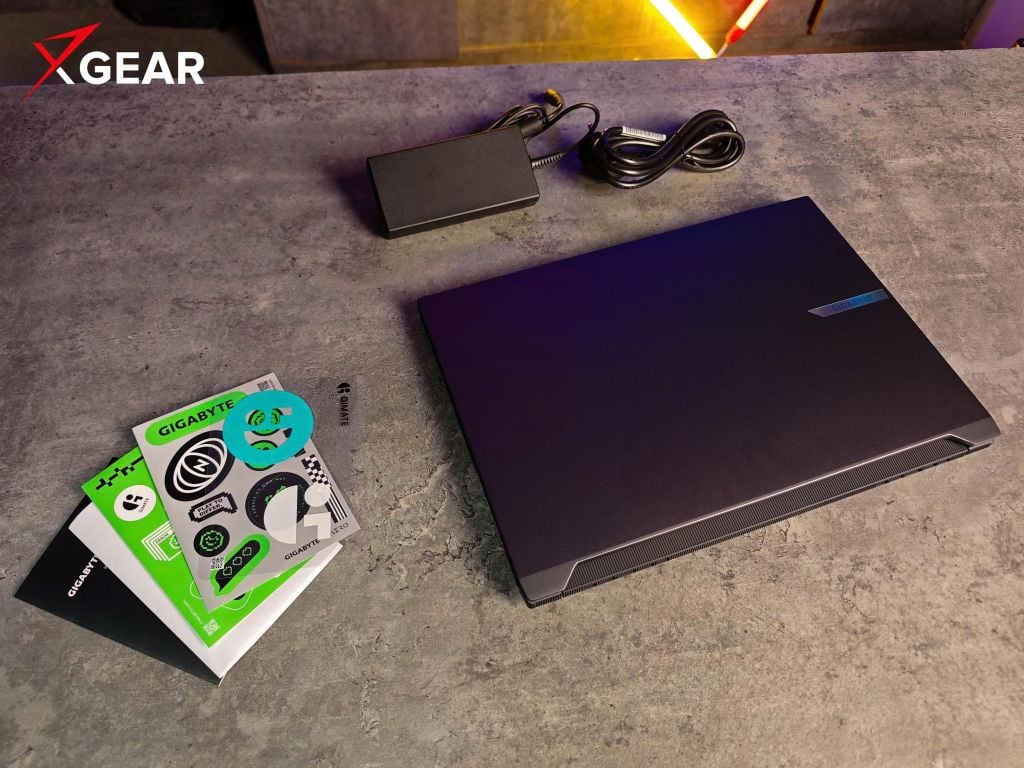 Laptop Gigabyte AERO X16 sở hữu công nghệ sạc nhanh 150w