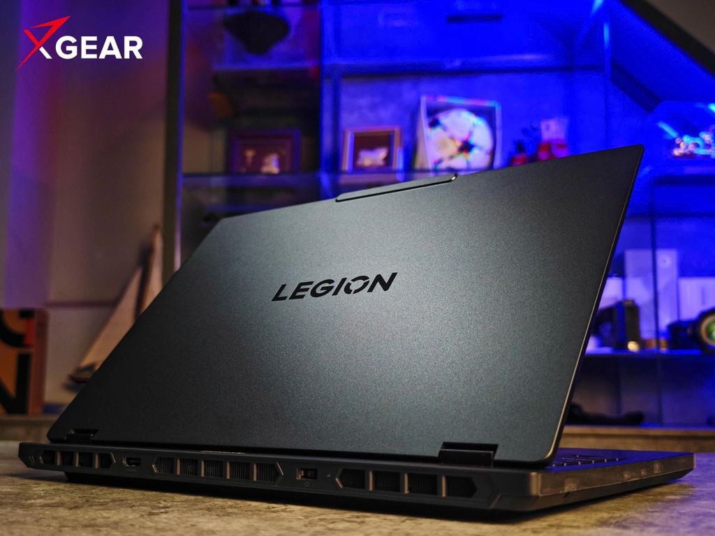 Lenovo Legion 5 15IRX10 sở hữu đa dạng cổng kết nối hiện đại