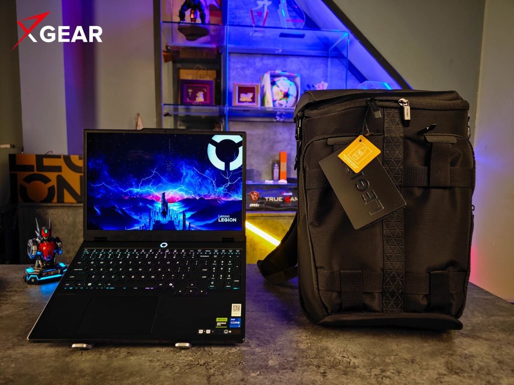 Laptop Gaming LENOVO Legion 5 15IRX10 83LY00A6VN thiết kế sang trọng chỉ 1.9 kg