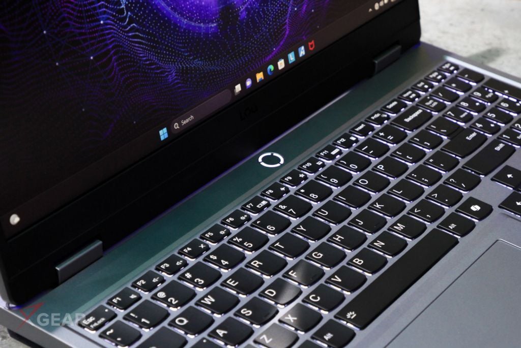 bàn phím phản hồi nhanh Laptop Gaming Lenovo LOQ 15IRX9 83DV017HVN