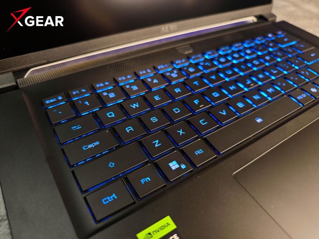 Laptop Gigabyte AERO X16 hành trình phím sâu gõ chắc tay