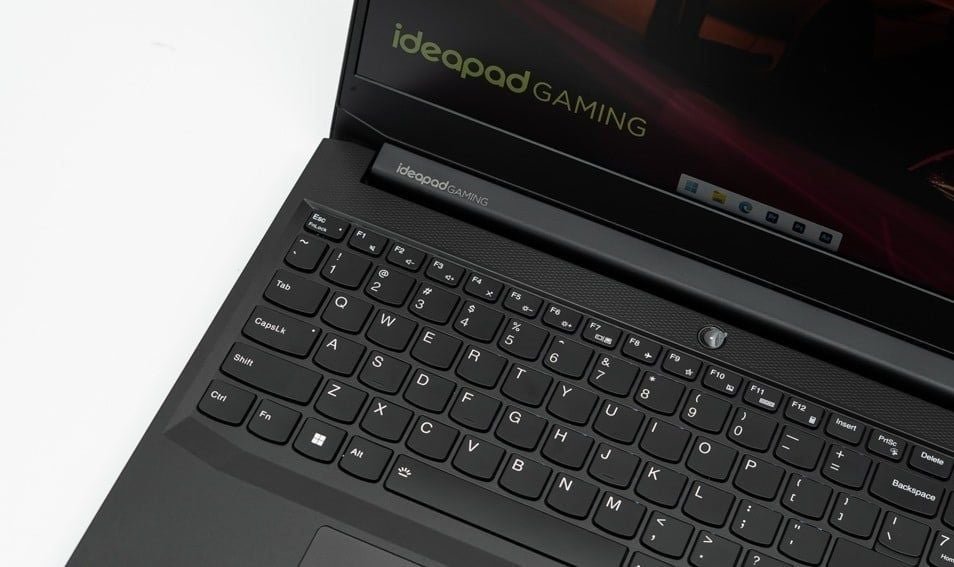mua Laptop Lenovo Ideapad Gaming 3 15ACH6 82K2027PVN tại Xgear