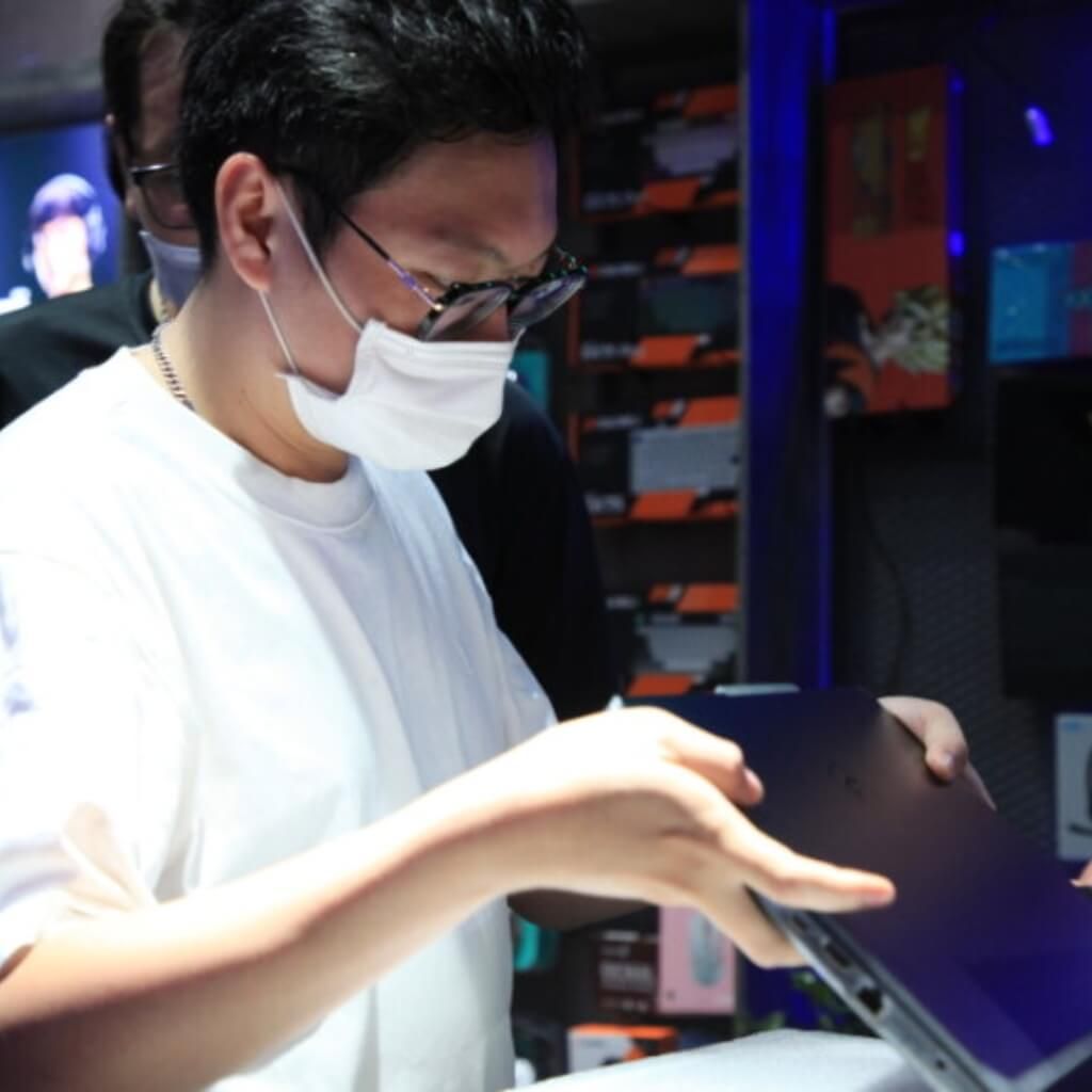 mua laptop msi tại xgear