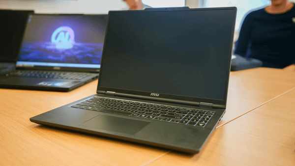 Laptop MSI Venture A15 AI A2HMG