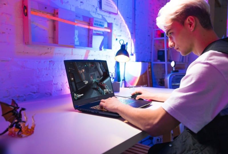 lưu ý khi chọn mua laptop và pc để chơi game