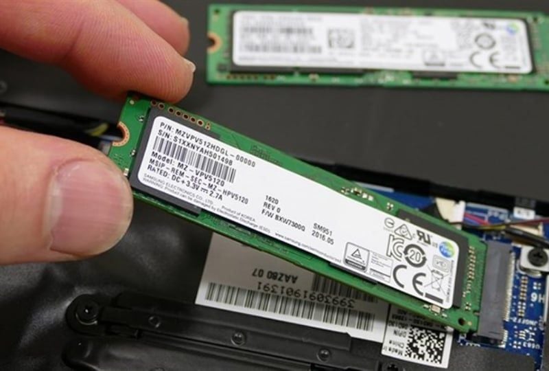 khả năng nâng cấp ram và ssd