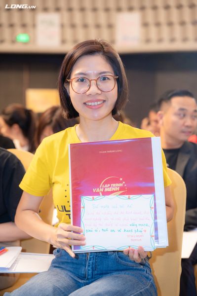 Tô Thị Hoàn - Người phụ ham học hỏi