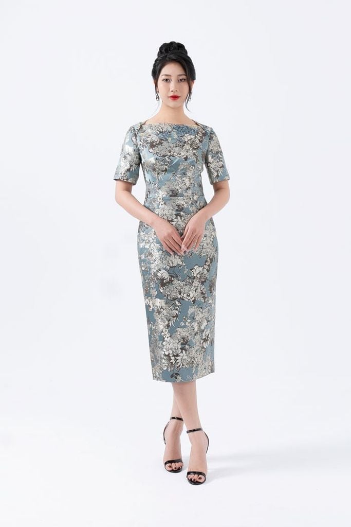 10+ Mẫu váy hoa nhí cổ tròn giúp đánh thức vẻ đẹp ngọt ngào