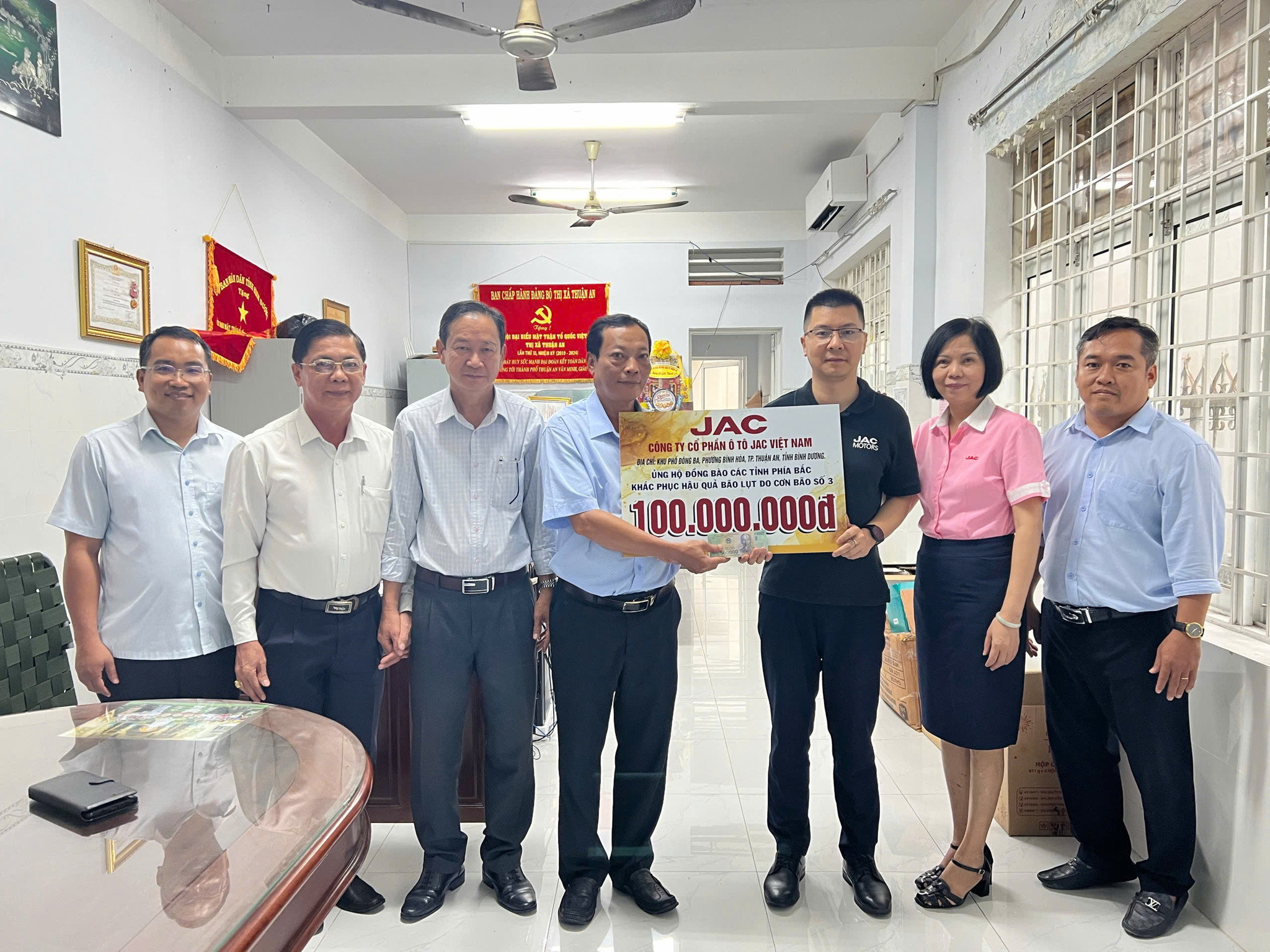 JAC Việt Nam ủng hộ 100 triệu đồng hỗ trợ các tỉnh miền Bắc khắc phục hậu quả bão YAGI