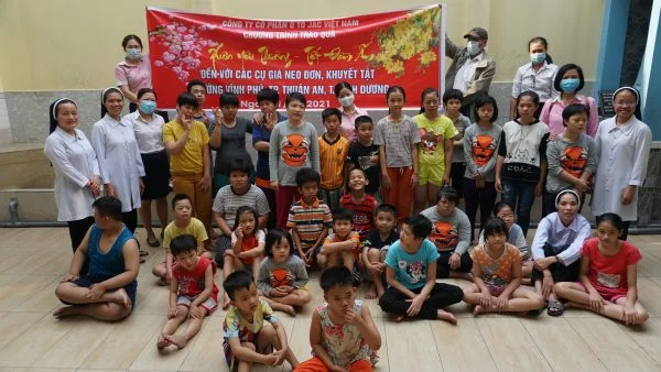 XUÂN YÊU THƯƠNG NĂM 2021