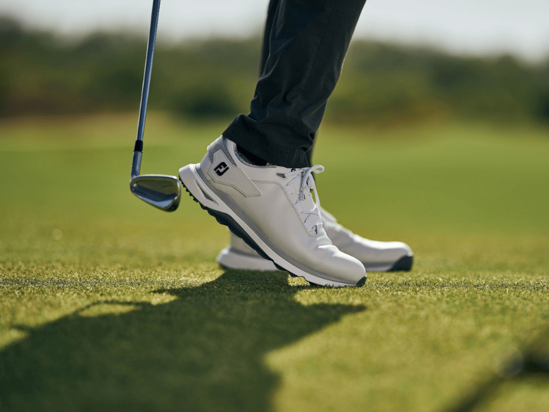 chat-lieu-giay-golf