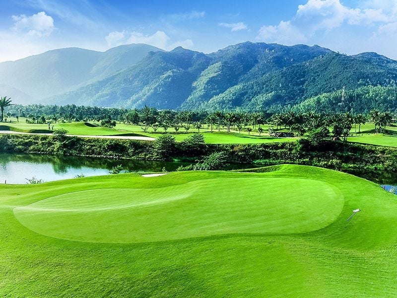 Sân golf Diamond bay