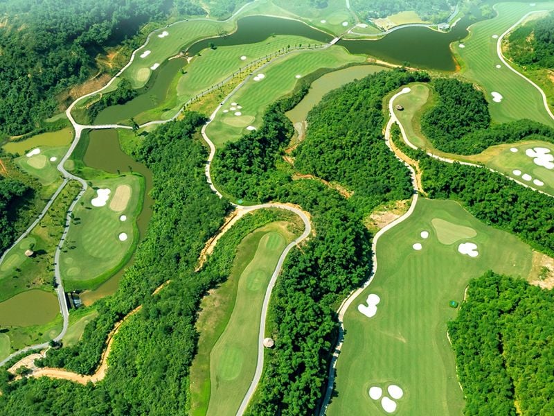 danh-gia-san-hilltop-golf-club