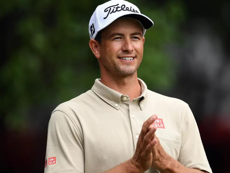 Adam scott về nhì