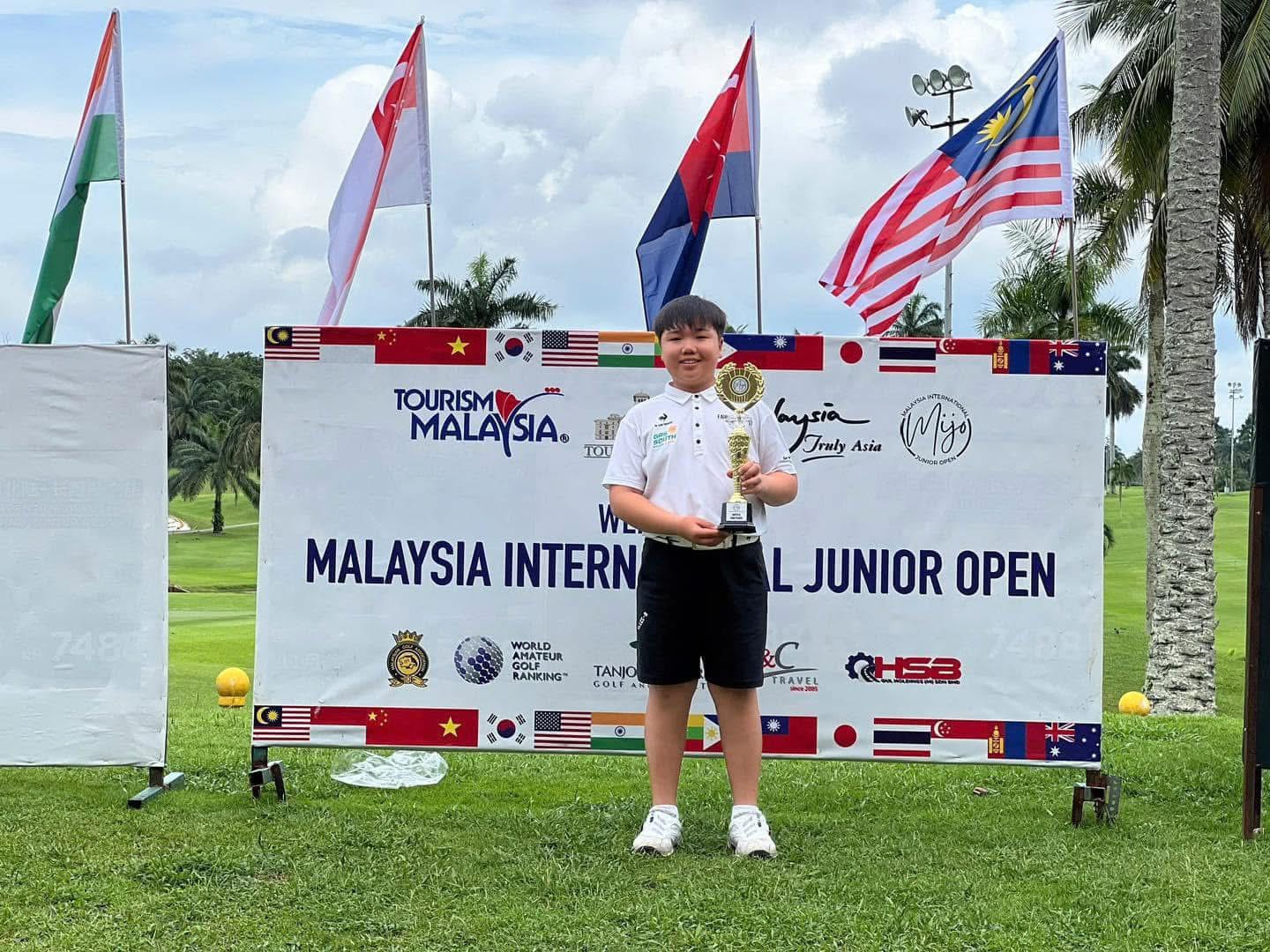 nguyen-quoc-bao-huy-toa-sang-tai-malaysia-international-junior