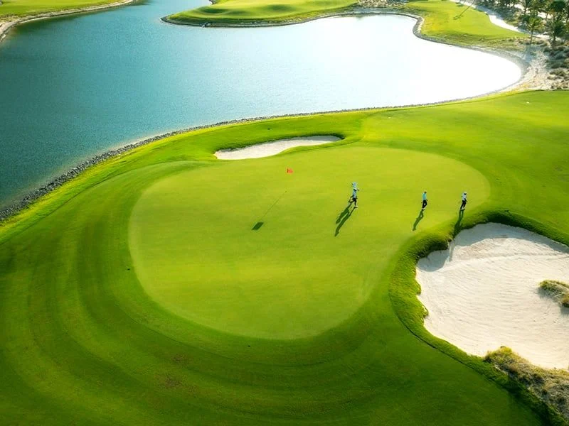 danh-gia-san-golf-anara-binh-tien