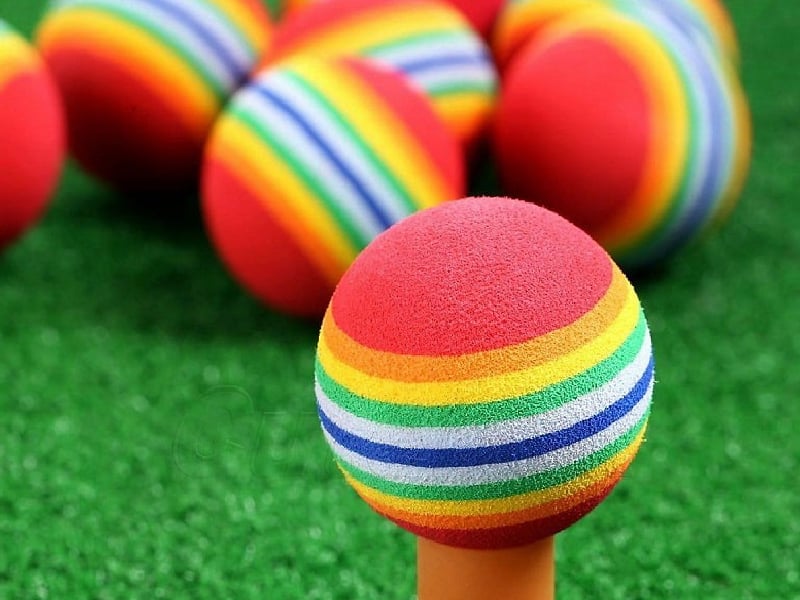 cac-loai-bong-tap-golf