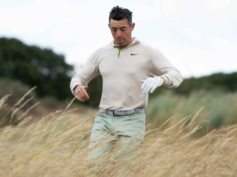anh-huong-cua-gio-manh-khi-choi-golf