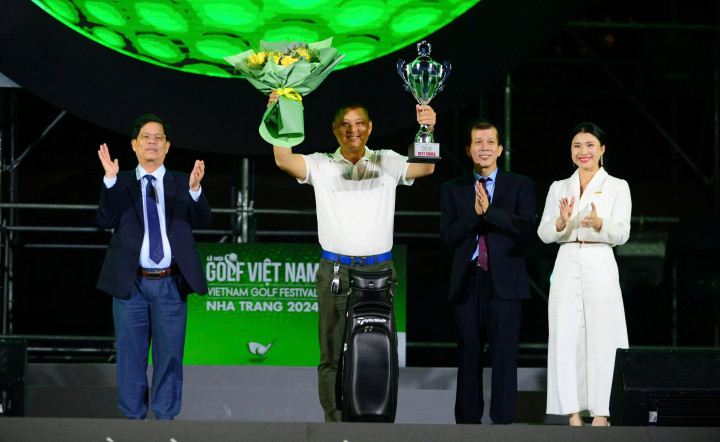 golfer-le-vu-phuc-hoa-vo-dich-vietnam-golf-festival-championship