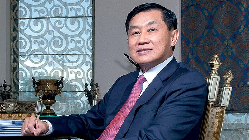 Johnathan Hạnh Nguyễn