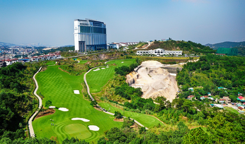 Tuan Chau Golf Resort