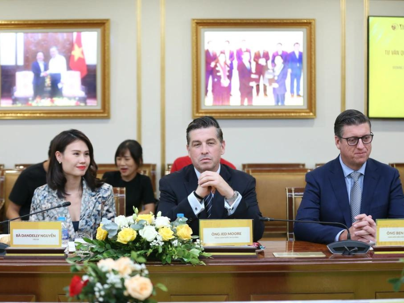 Ban lãnh đạo Tập đoàn 54