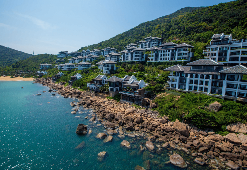 intercontinental-danang-sun-peninsula-resort