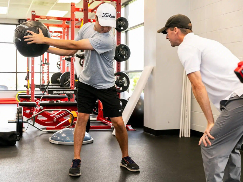 tai-sao-can-ren-luyen-golf-fitness