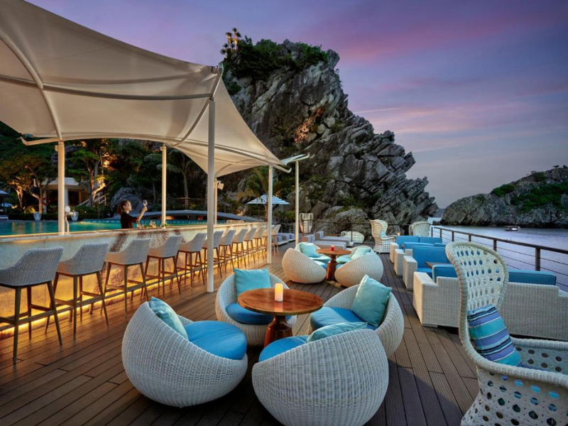 hotel-perle-d'Orient-cat-ba