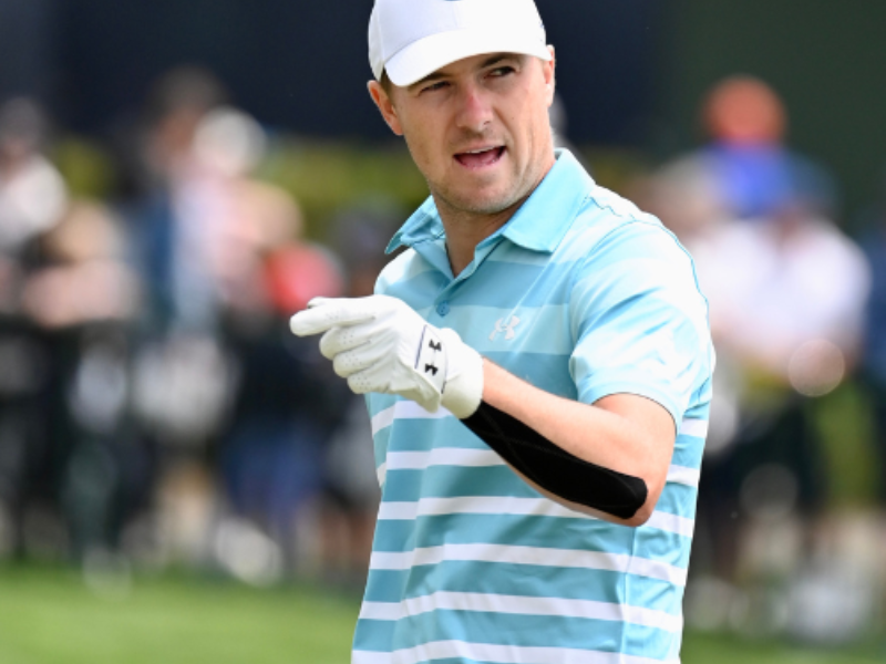 jordan-spieth-chan-thuong-co-tay