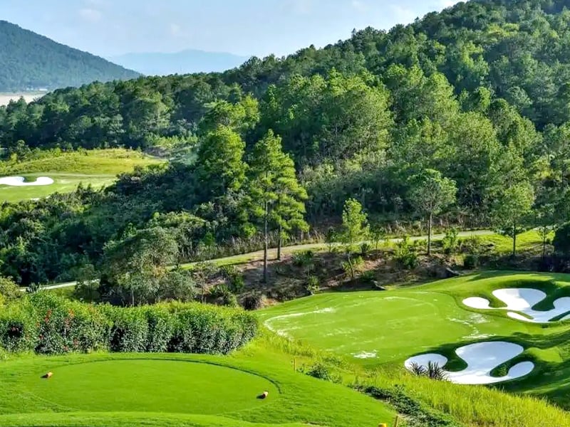 Lục Nam Corn Hill Golf