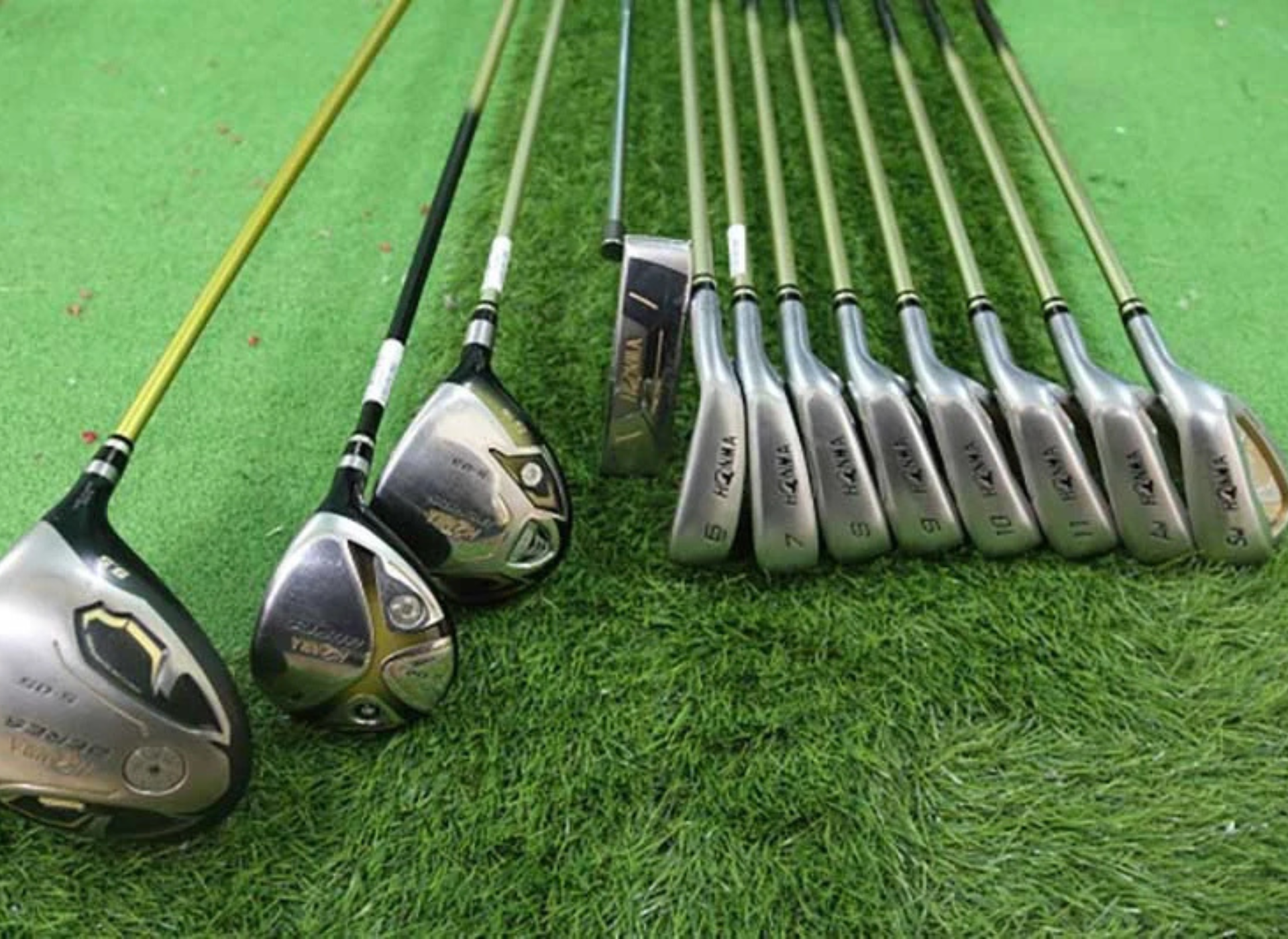 phu-kien-danh-golf-tai-nha-gay-golf